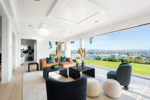 579 San Elijo St, San Diego, CA 92106-3411