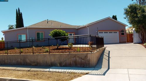 1242 Metten Ave, West Pittsburg CA  94565-6226 exterior
