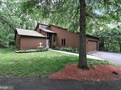 1238 Rebers Bridge Rd, Dauberville, PA 19533-9361