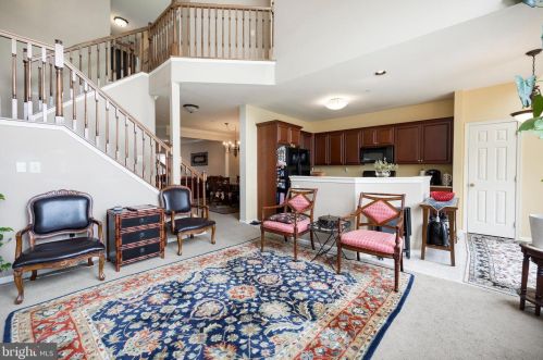 52 Lincoln Dr, Downingtown PA  19335-5326 exterior