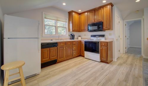 1870 Dixie Hwy, Covington KY 41017-3168 exterior