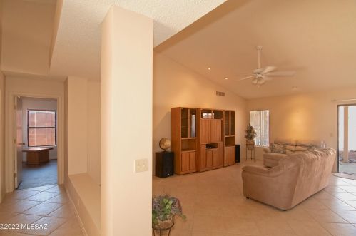 7928 Sirius Dr, Tucson, AZ 85741-1481