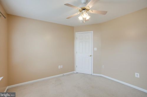 6249 Oakland Dr, Woodbridge VA  22193-7017 exterior