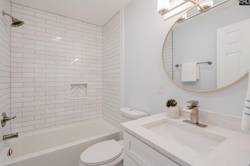 1712 Robin Crst Dr, Cayce-West Columbia SC  29169-5433 exterior