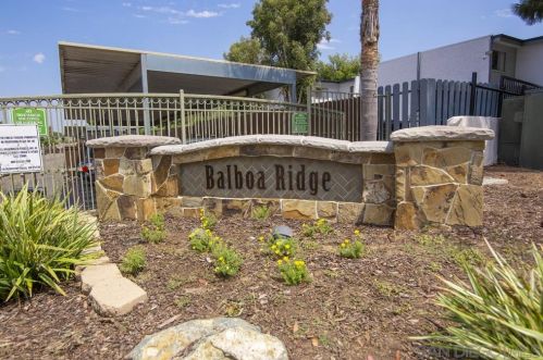 5402 Balboa Arms Dr, San Diego CA 92117-5004 exterior