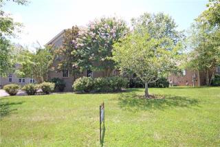 1041 Watkins Creek Dr, Franklin, TN 37067-7830