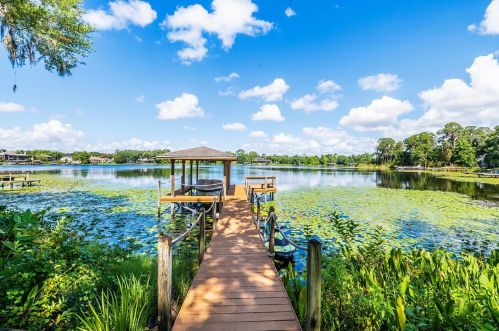 4528 Landmark Dr, Orlando, FL 32817-1233