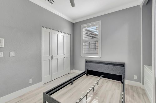 4030 Artesa Dr, Boynton Beach FL  33436-2628 exterior