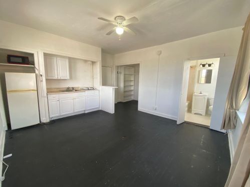523 24th St, West Palm Beach, FL 33407-5403