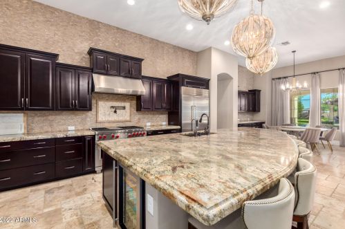 2111 Mead Dr, Gilbert AZ 85298-1215 exterior