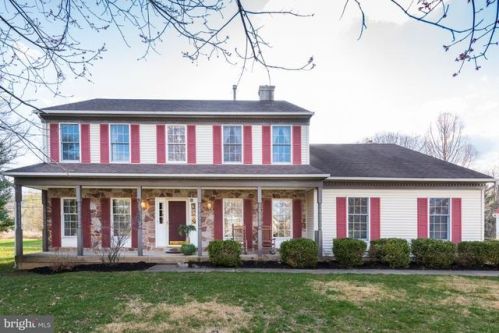 720 Heatherstone Dr, Berwyn, PA 19312-2503