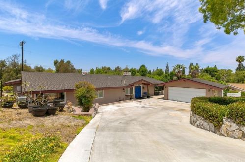 1539 Avolencia Dr, Fullerton CA 92835-3717 exterior