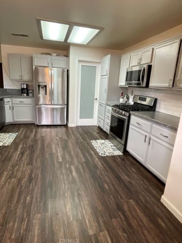 9985 Appleton St, Victorville CA  92392-1967 exterior