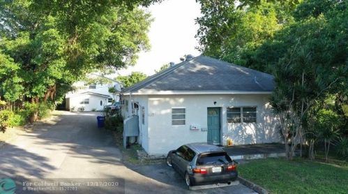315 26th Ave, Hollywood, FL 33020-4323