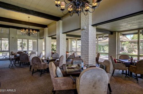 4800 68th St, Scottsdale AZ  85251-1100 exterior