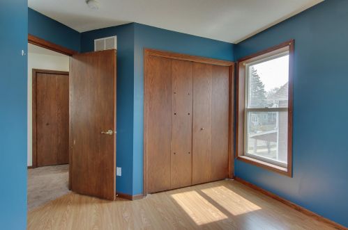 1221 Irving Ave, Minneapolis MN 55419-1126 exterior