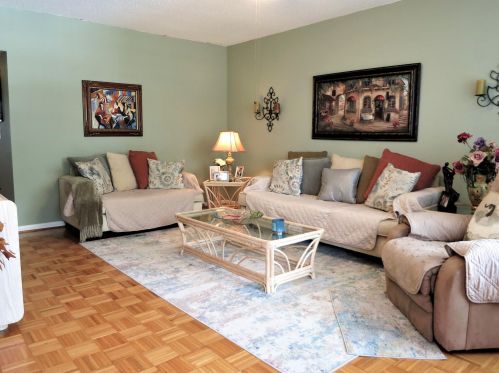 166 Norwich G, West Palm Beach, FL 33417-7951