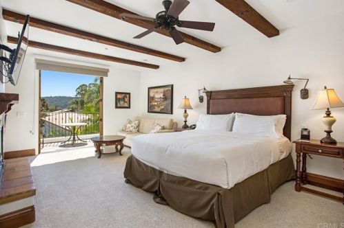 7323 Estrella De Mar Rd, Carlsbad CA  92009-6725 exterior