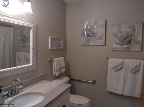 326 Waite Ave, Saint Cloud MN 56301-7338 exterior