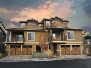 668 Otter Way, Bend OR  97702-1893 exterior