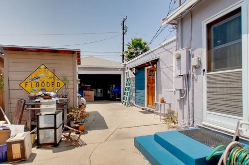 4333 Falcon Ave, Long Beach CA 90807-2503 exterior