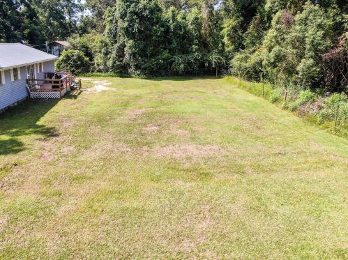 570 7 St, Sunny Hills FL  32428-1204 exterior