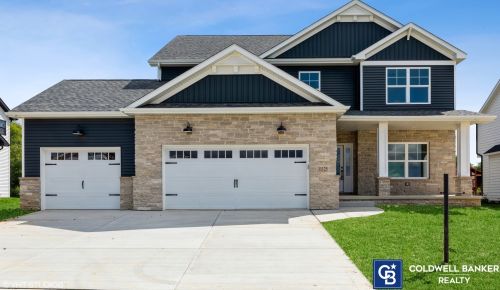 11125 Deer Creek Dr, Crown Point, IN