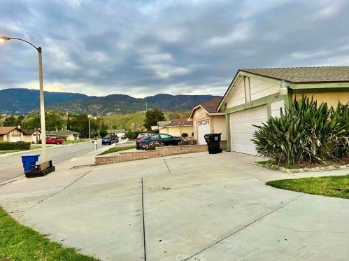 5061 Citadel Ave, San Bernardino CA  92407-4617 exterior