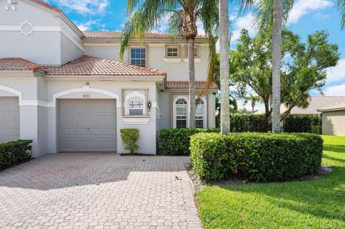 8350 Via Serena, Boca Raton, FL 33433-2235