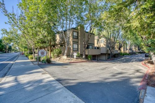 384 Union Ave, Campbell, CA 95008-4251