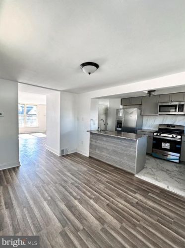 3459 Aubrey Ave, Philadelphia PA  19114-3601 exterior