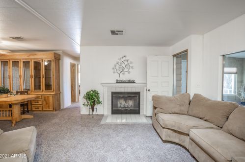 9101 Country Clb Dr, Chandler AZ  85248-6420 exterior