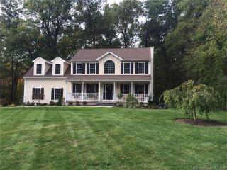 101 Mariondale Dr, Plantsville, CT 06479-1246