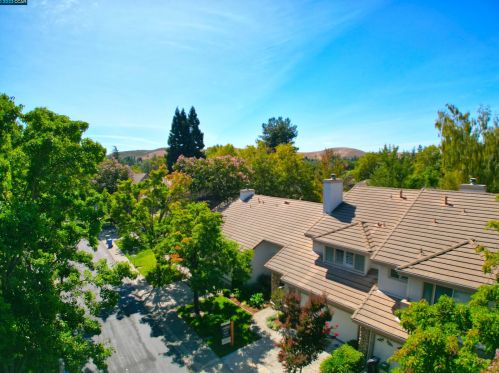 122 Tivoli Ln, Danville CA  94506-4602 exterior