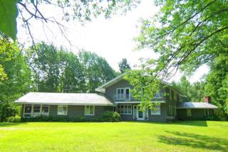 536 Main St, Peru, VT 05152