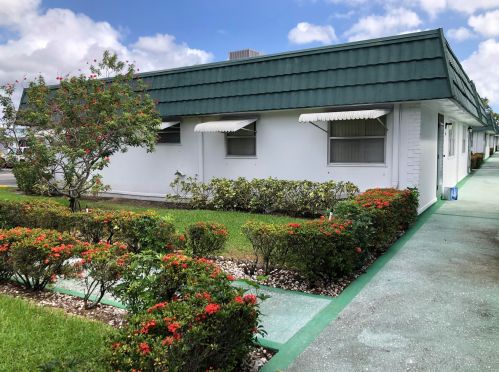 64 Waterford C, Delray Beach, FL 33446-1506