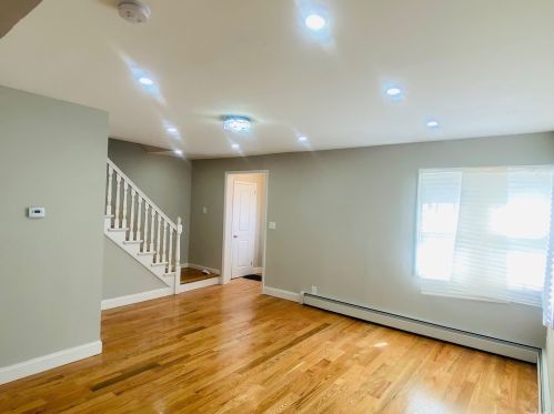 115-88 233rd St, Jamaica, NY 11411-2111