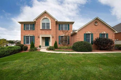 3025 Barons Cove Dr, Covington, KY 41017-8179