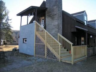 1040 Route 199, Red Hook NY  12571-4731 exterior