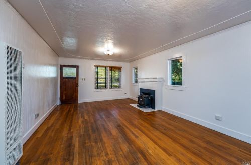 601 Jones St, Ukiah CA  95482-5313 exterior