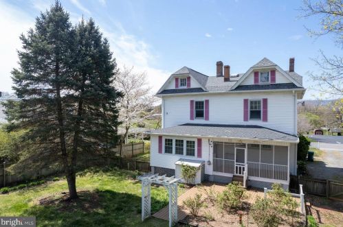 5 Amiss Ave, Richmond National Battlefiel VA  22835-1309 exterior