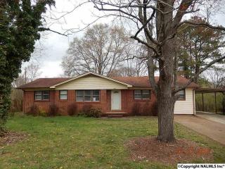 1515 Brook Hollow Cir, Huntsville AL  35816-1503 exterior