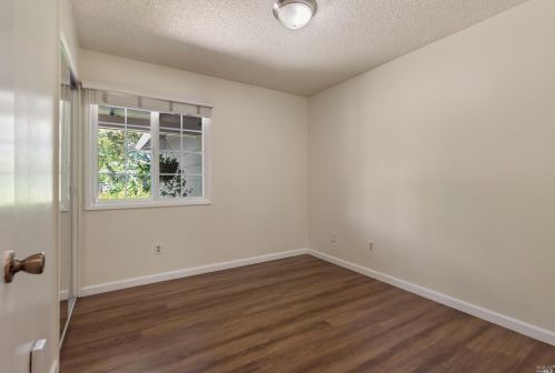 1590 Cunningham Way, Santa Rosa CA  95403-2342 exterior