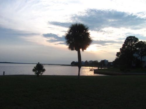 82 Sunrise Ln, Ochlockonee Bay, FL 32346-2721