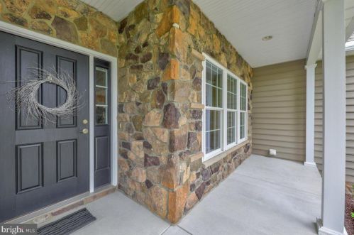 13251 Sunland Dr, Milton, DE 19968-2992