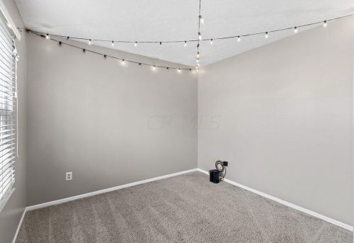 221 Bent Tree Ln, Pataskala OH  43062-8111 exterior