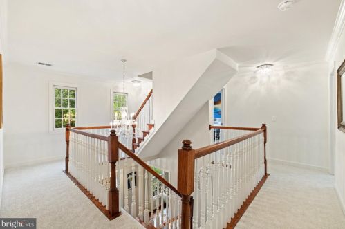 14829 Cox Creek Ct, Haymarket VA  20169-2626 exterior