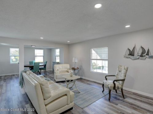 1112 Oriole Cir, Sebastian FL  32976-7521 exterior