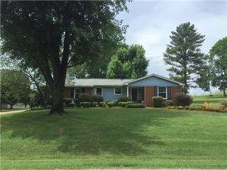 129 Pebble Creek Rd, Franklin, TN 37064-5525