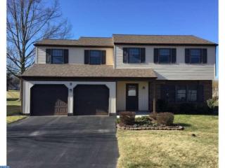 9 Hughes Ln, Perkasie, PA 18944-4123
